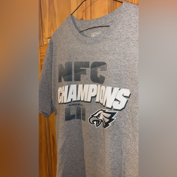 2017-2018 Official NFL Philadelphia Eagles NFC Champions T-Shirt. - Picture 5 of 7